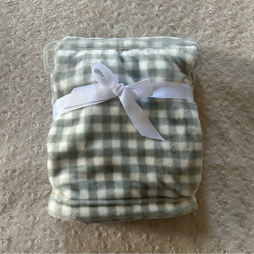 HB Hudson Baby Gray White Gingham Plaid Baby Blanket Soft Plush Check Lovey